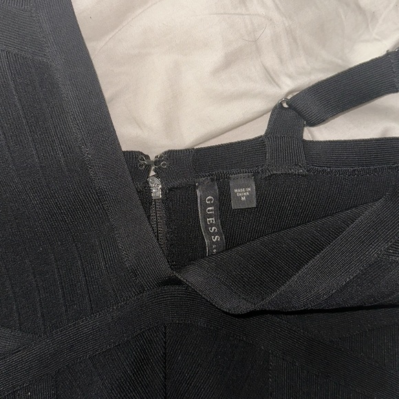 Guess black bandage dress - Picture 3 of 3